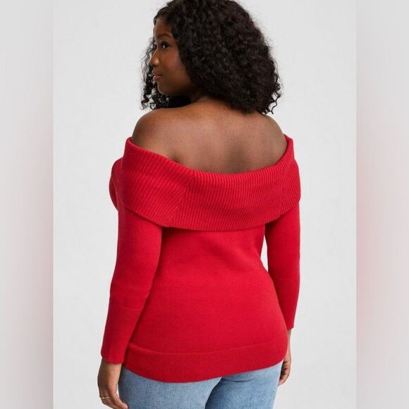 Torrid Pullover Off Shoulder Blouse Sweater Red Minimalist Longsleeve Size 1 - Picture 4 of 11